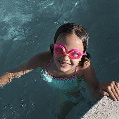 full shot girl wearing goggles